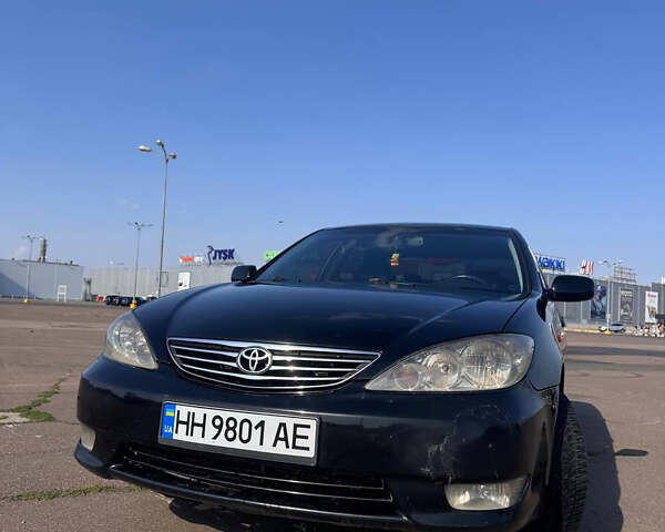 Тойота Камри, объемом двигателя 3 л и пробегом 285 тыс. км за 5499 $, фото 1 на Automoto.ua