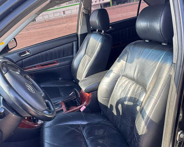 Тойота Камри, объемом двигателя 3 л и пробегом 285 тыс. км за 5499 $, фото 8 на Automoto.ua