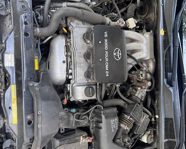 Тойота Камри, объемом двигателя 3 л и пробегом 285 тыс. км за 5499 $, фото 22 на Automoto.ua