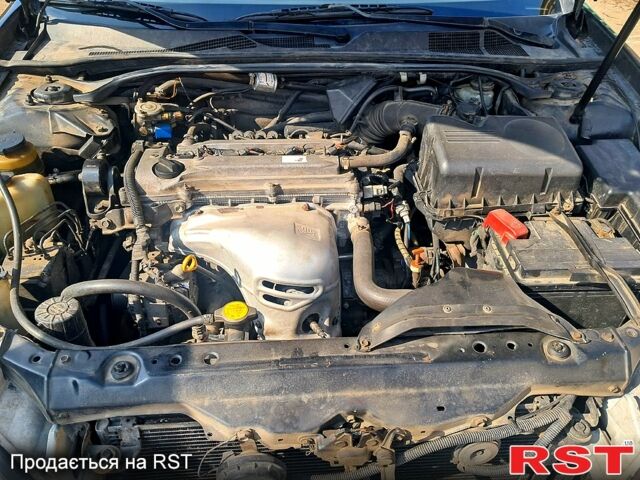 Тойота Камри, объемом двигателя 2.4 л и пробегом 130 тыс. км за 5000 $, фото 3 на Automoto.ua