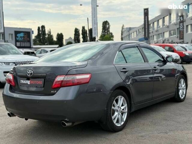 Тойота Камри, объемом двигателя 0 л и пробегом 285 тыс. км за 8690 $, фото 8 на Automoto.ua