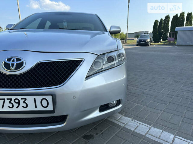 Тойота Камри, объемом двигателя 3.5 л и пробегом 300 тыс. км за 7500 $, фото 1 на Automoto.ua