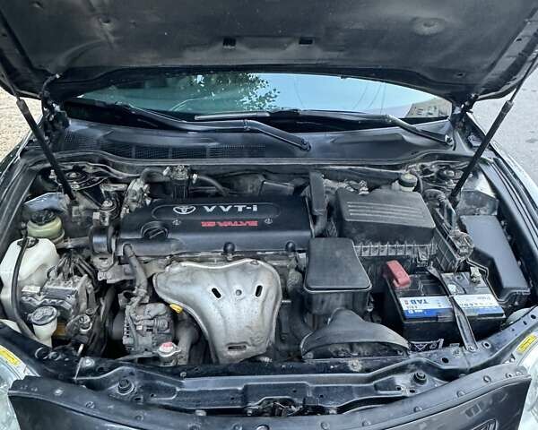 Тойота Камри, объемом двигателя 2.36 л и пробегом 342 тыс. км за 9000 $, фото 12 на Automoto.ua