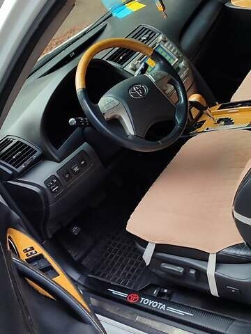 Тойота Камри, объемом двигателя 3.46 л и пробегом 234 тыс. км за 10100 $, фото 7 на Automoto.ua