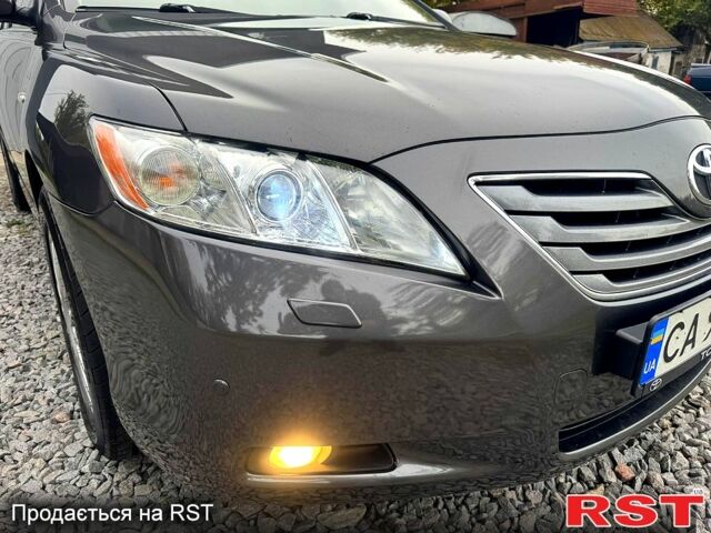 Тойота Камрі, об'ємом двигуна 3.5 л та пробігом 300 тис. км за 9800 $, фото 9 на Automoto.ua