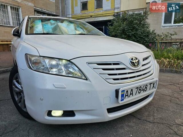 Тойота Камрі, об'ємом двигуна 3.5 л та пробігом 245 тис. км за 10000 $, фото 14 на Automoto.ua