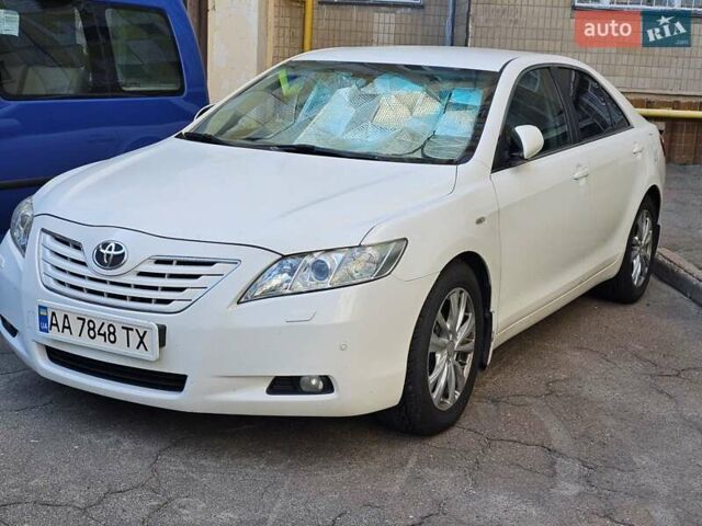 Тойота Камрі, об'ємом двигуна 3.5 л та пробігом 245 тис. км за 10000 $, фото 17 на Automoto.ua