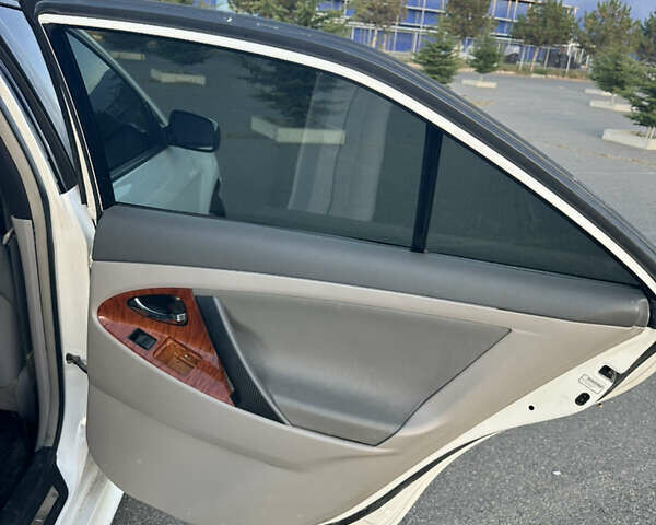 Тойота Камрі, об'ємом двигуна 2.4 л та пробігом 209 тис. км за 7500 $, фото 11 на Automoto.ua