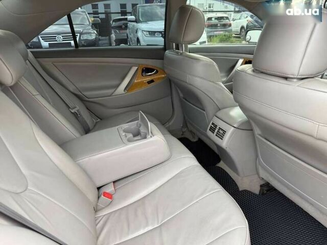 Тойота Камри, объемом двигателя 0 л и пробегом 285 тыс. км за 8690 $, фото 28 на Automoto.ua