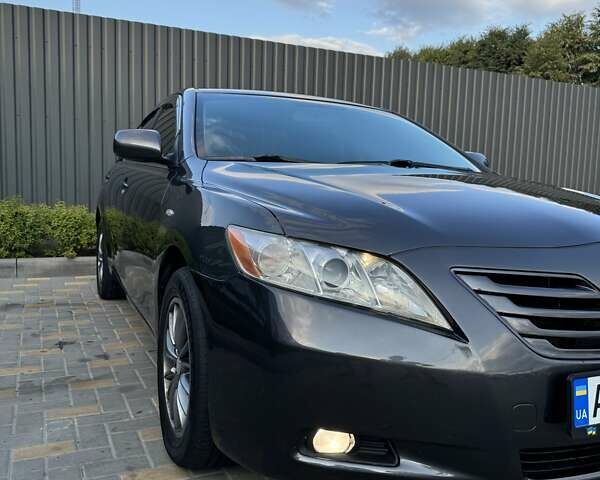 Тойота Камри, объемом двигателя 2.36 л и пробегом 342 тыс. км за 9000 $, фото 4 на Automoto.ua