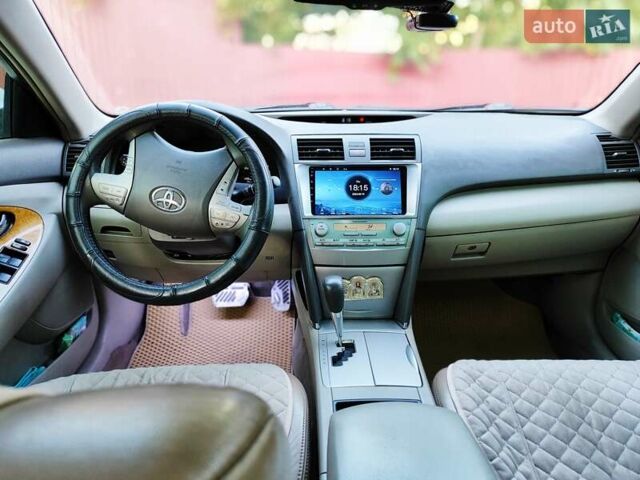 Тойота Камри, объемом двигателя 2.4 л и пробегом 111 тыс. км за 9000 $, фото 1 на Automoto.ua