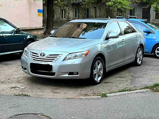 Тойота Камри, объемом двигателя 2.4 л и пробегом 362 тыс. км за 8000 $, фото 2 на Automoto.ua