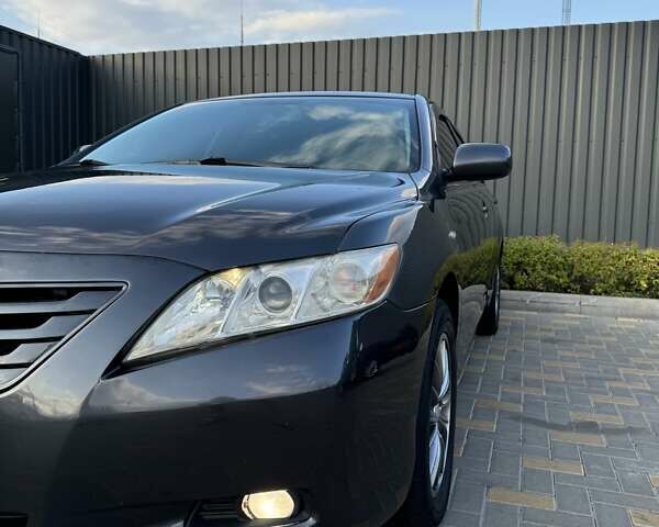 Тойота Камри, объемом двигателя 2.36 л и пробегом 342 тыс. км за 9000 $, фото 3 на Automoto.ua