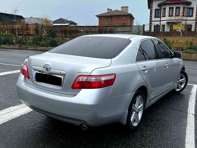 Тойота Камри, объемом двигателя 2.4 л и пробегом 362 тыс. км за 8000 $, фото 3 на Automoto.ua