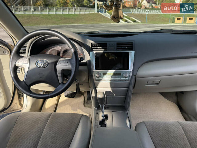 Тойота Камри 2007 в Обухове на Automoto.ua Тойота Камри, объемом двигателя 0 л и пробегом 172 тыс. км за 9700 $, фото 15 на Automoto.ua