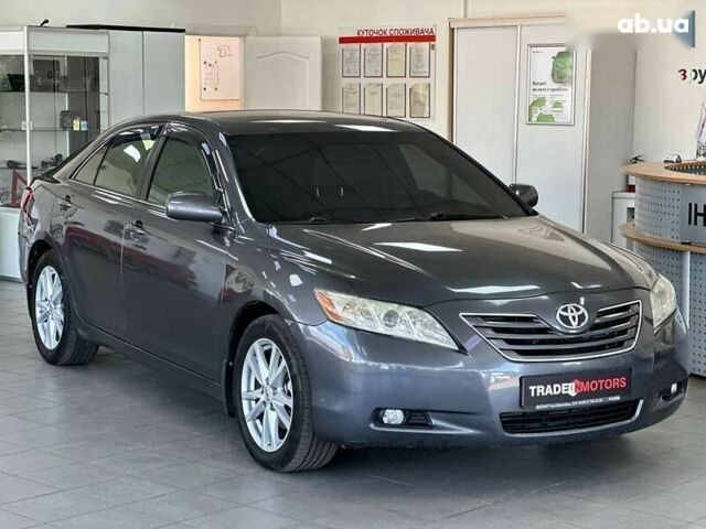 Тойота Камрі, об'ємом двигуна 0 л та пробігом 285 тис. км за 8790 $, фото 1 на Automoto.ua