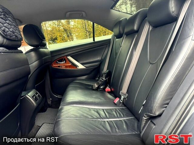 Тойота Камрі, об'ємом двигуна 3.5 л та пробігом 300 тис. км за 9800 $, фото 7 на Automoto.ua