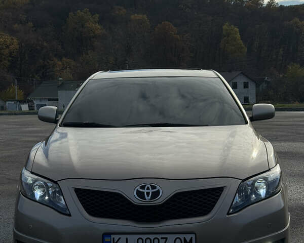 Тойота Камри 2007 в Обухове на Automoto.ua Тойота Камри, объемом двигателя 0 л и пробегом 172 тыс. км за 9700 $, фото 2 на Automoto.ua