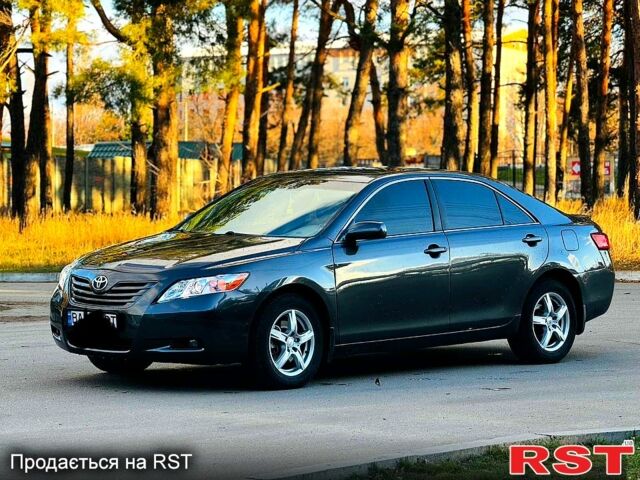 Тойота Камри, объемом двигателя 2.4 л и пробегом 240 тыс. км за 7700 $, фото 1 на Automoto.ua