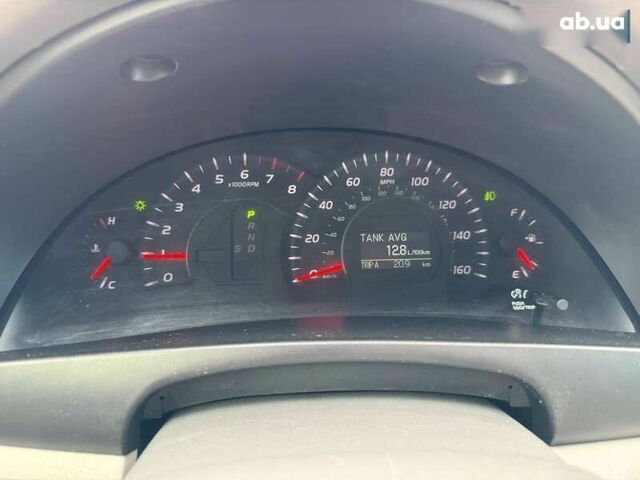Тойота Камри, объемом двигателя 0 л и пробегом 285 тыс. км за 8690 $, фото 19 на Automoto.ua