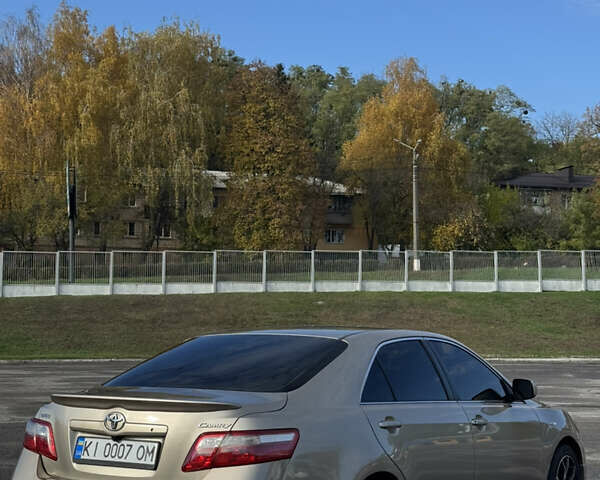 Тойота Камри 2007 в Обухове на Automoto.ua Тойота Камри, объемом двигателя 0 л и пробегом 172 тыс. км за 9700 $, фото 7 на Automoto.ua