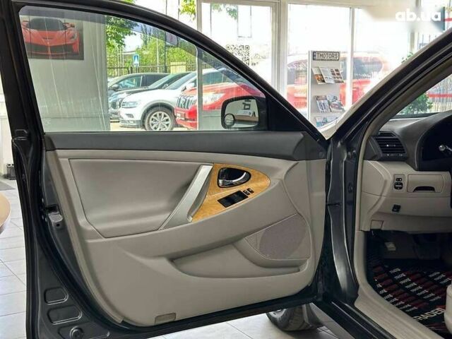 Тойота Камрі, об'ємом двигуна 0 л та пробігом 285 тис. км за 8690 $, фото 18 на Automoto.ua