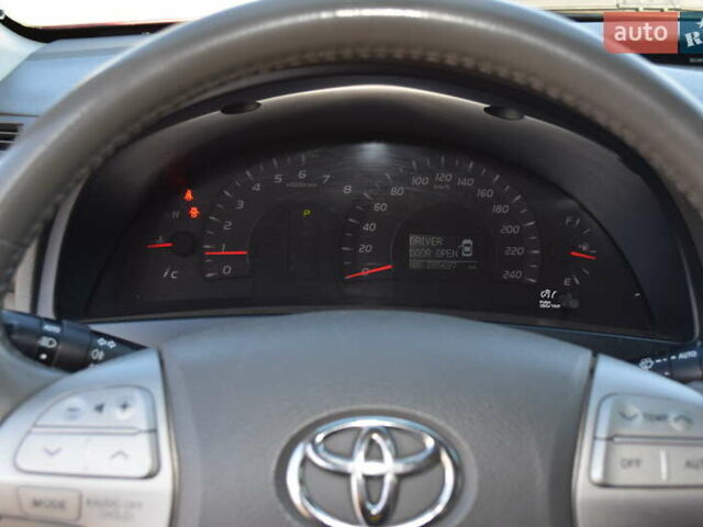 Тойота Камри, объемом двигателя 2.36 л и пробегом 265 тыс. км за 9000 $, фото 21 на Automoto.ua