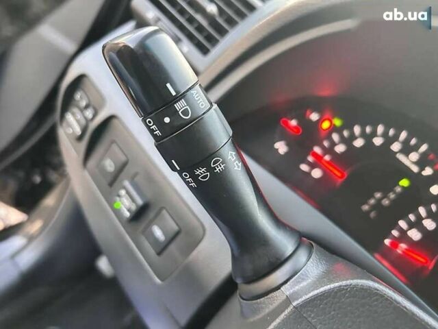 Тойота Камри, объемом двигателя 0 л и пробегом 250 тыс. км за 8100 $, фото 18 на Automoto.ua