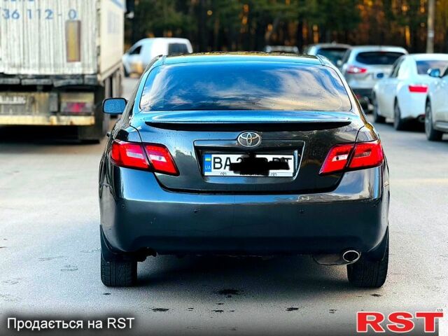 Тойота Камри, объемом двигателя 2.4 л и пробегом 240 тыс. км за 7700 $, фото 2 на Automoto.ua