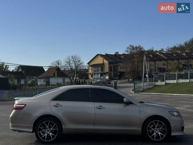 Тойота Камри 2007 в Обухове на Automoto.ua Тойота Камри, объемом двигателя 0 л и пробегом 172 тыс. км за 9700 $, фото 6 на Automoto.ua