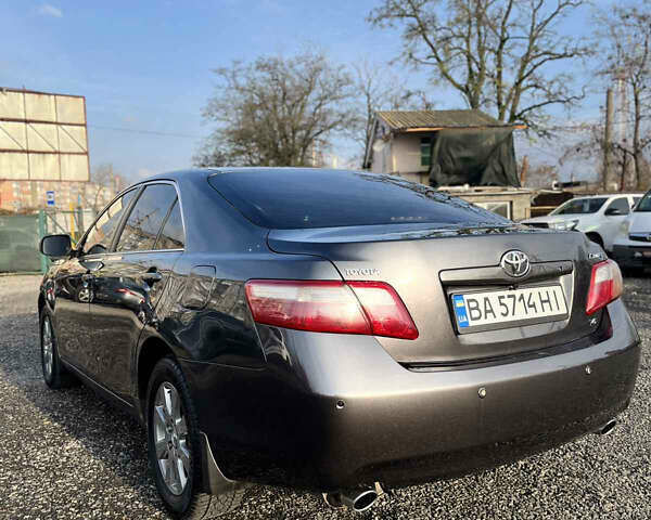 Тойота Камри, объемом двигателя 3.5 л и пробегом 340 тыс. км за 8200 $, фото 12 на Automoto.ua