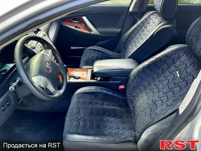 Тойота Камрі, об'ємом двигуна 2.4 л та пробігом 260 тис. км за 8700 $, фото 6 на Automoto.ua