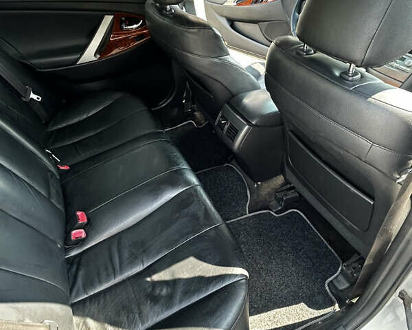 Тойота Камри, объемом двигателя 2.4 л и пробегом 238 тыс. км за 7999 $, фото 6 на Automoto.ua