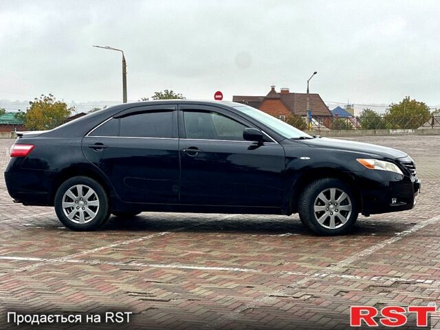 Тойота Камри, объемом двигателя 3.5 л и пробегом 310 тыс. км за 8500 $, фото 2 на Automoto.ua