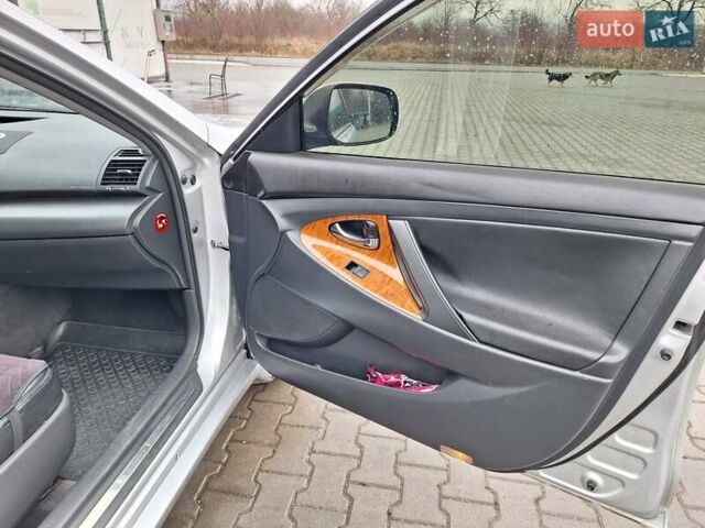 Тойота Камри, объемом двигателя 2.4 л и пробегом 251 тыс. км за 8700 $, фото 31 на Automoto.ua