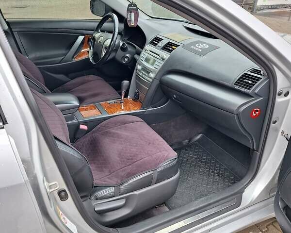 Тойота Камри, объемом двигателя 2.4 л и пробегом 251 тыс. км за 8700 $, фото 28 на Automoto.ua