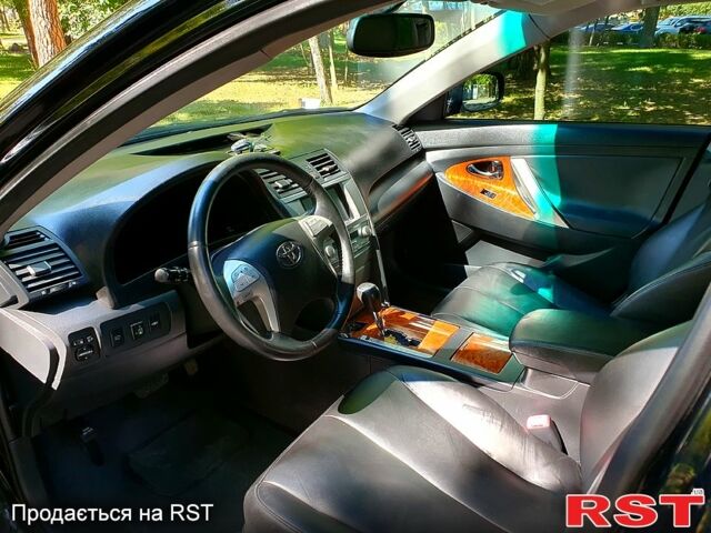 Тойота Камри, объемом двигателя 2.4 л и пробегом 237 тыс. км за 8500 $, фото 3 на Automoto.ua