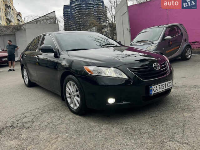 Тойота Камри, объемом двигателя 3.5 л и пробегом 295 тыс. км за 11200 $, фото 1 на Automoto.ua