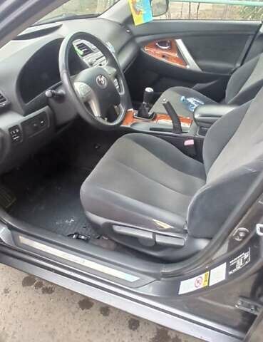 Тойота Камрі, об'ємом двигуна 2.4 л та пробігом 178 тис. км за 9000 $, фото 6 на Automoto.ua