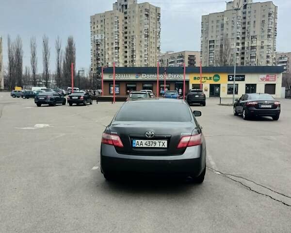 Тойота Камри, объемом двигателя 2.36 л и пробегом 240 тыс. км за 8300 $, фото 4 на Automoto.ua