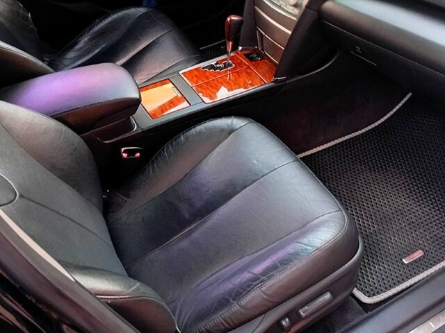 Тойота Камри, объемом двигателя 3.5 л и пробегом 285 тыс. км за 9800 $, фото 1 на Automoto.ua