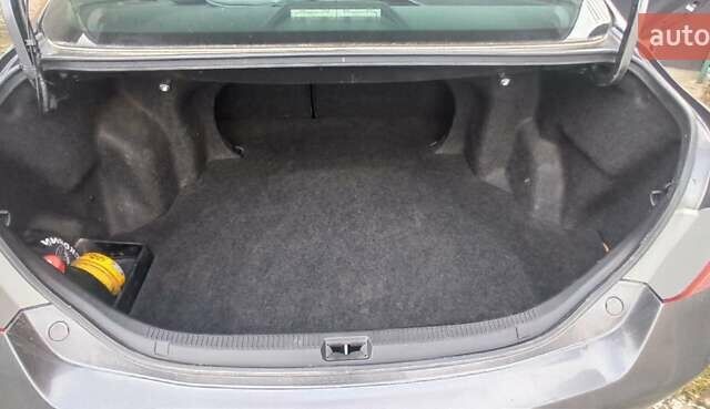 Тойота Камрі, об'ємом двигуна 2.4 л та пробігом 178 тис. км за 9000 $, фото 7 на Automoto.ua