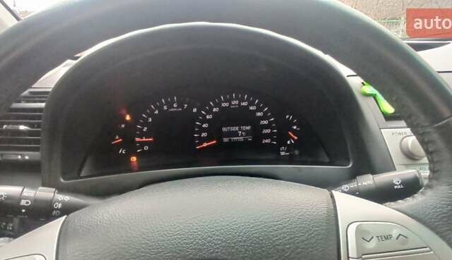 Тойота Камрі, об'ємом двигуна 2.4 л та пробігом 178 тис. км за 9000 $, фото 8 на Automoto.ua