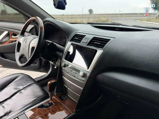 Тойота Камри, объемом двигателя 3.5 л и пробегом 350 тыс. км за 9300 $, фото 20 на Automoto.ua