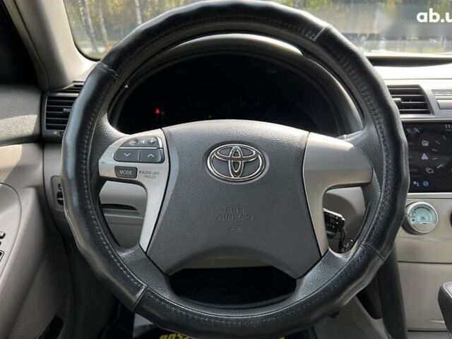 Тойота Камрі, об'ємом двигуна 0 л та пробігом 211 тис. км за 8850 $, фото 10 на Automoto.ua