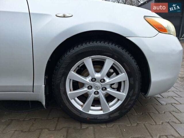 Тойота Камри, объемом двигателя 2.4 л и пробегом 251 тыс. км за 8700 $, фото 13 на Automoto.ua