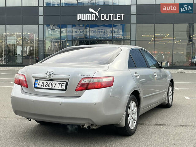 Тойота Камри, объемом двигателя 2.4 л и пробегом 189 тыс. км за 7800 $, фото 4 на Automoto.ua