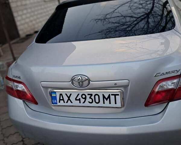 Тойота Камри, объемом двигателя 2.4 л и пробегом 187 тыс. км за 9999 $, фото 9 на Automoto.ua