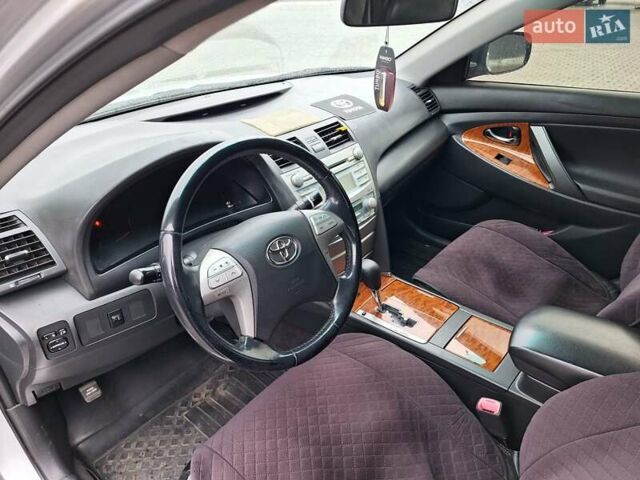 Тойота Камри, объемом двигателя 2.4 л и пробегом 251 тыс. км за 8700 $, фото 34 на Automoto.ua