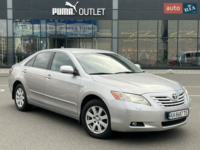 Тойота Камри, объемом двигателя 2.4 л и пробегом 189 тыс. км за 7800 $, фото 1 на Automoto.ua